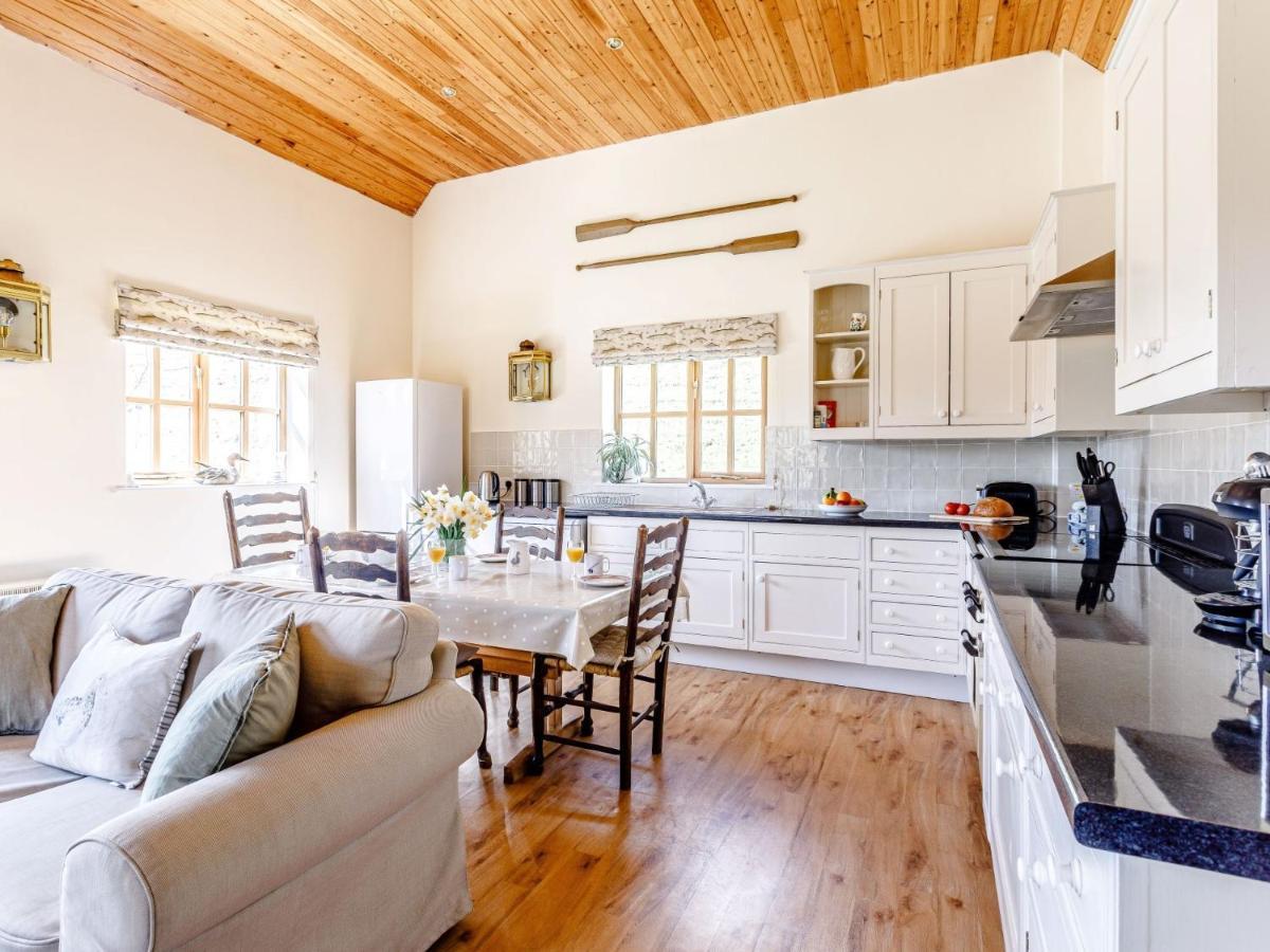 2 Bed In Dorchester 75243 Frampton  المظهر الخارجي الصورة